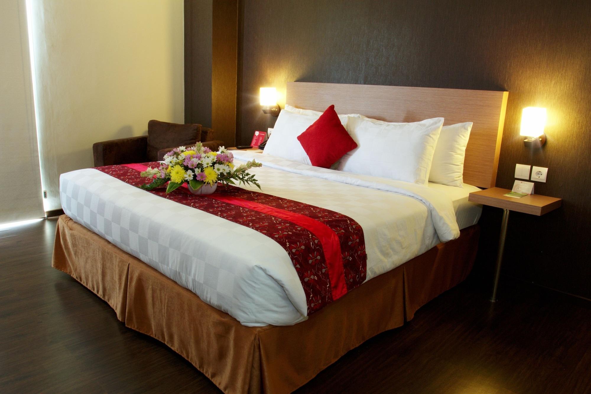 @Hom Premiere Cilacap Εξωτερικό φωτογραφία