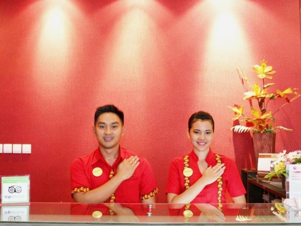 @Hom Premiere Cilacap Εξωτερικό φωτογραφία